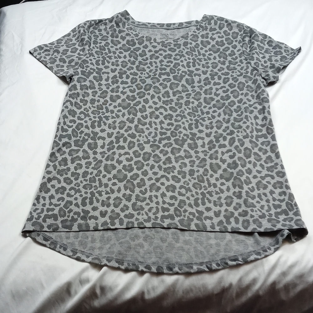 Zoe & Liv womens XL animal print t-shirt